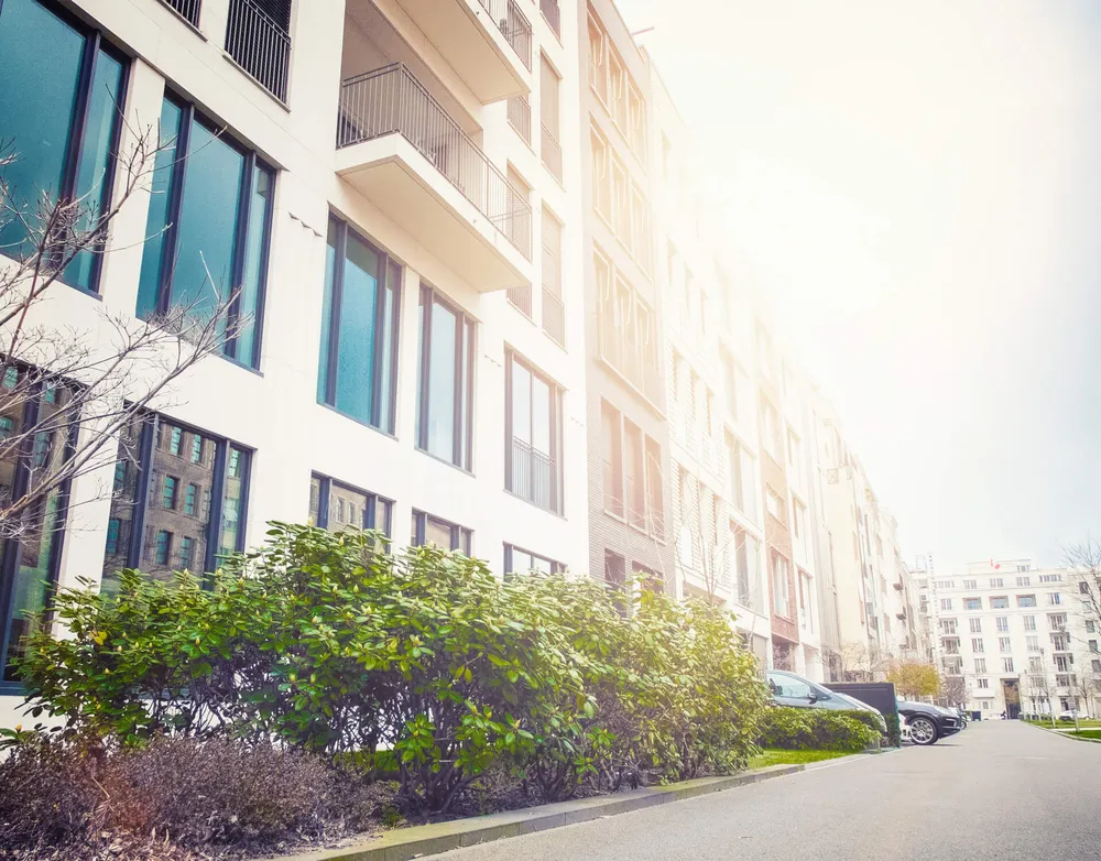 Кое е по-изгодно: двустаен или тристаен апартамент за първо жилище?